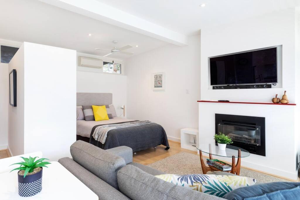 Apartment Modern Stylish Self-contained *