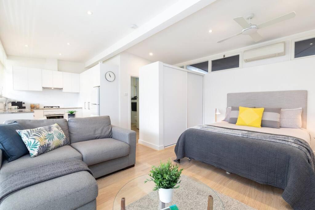 Modern Stylish Self-contained
